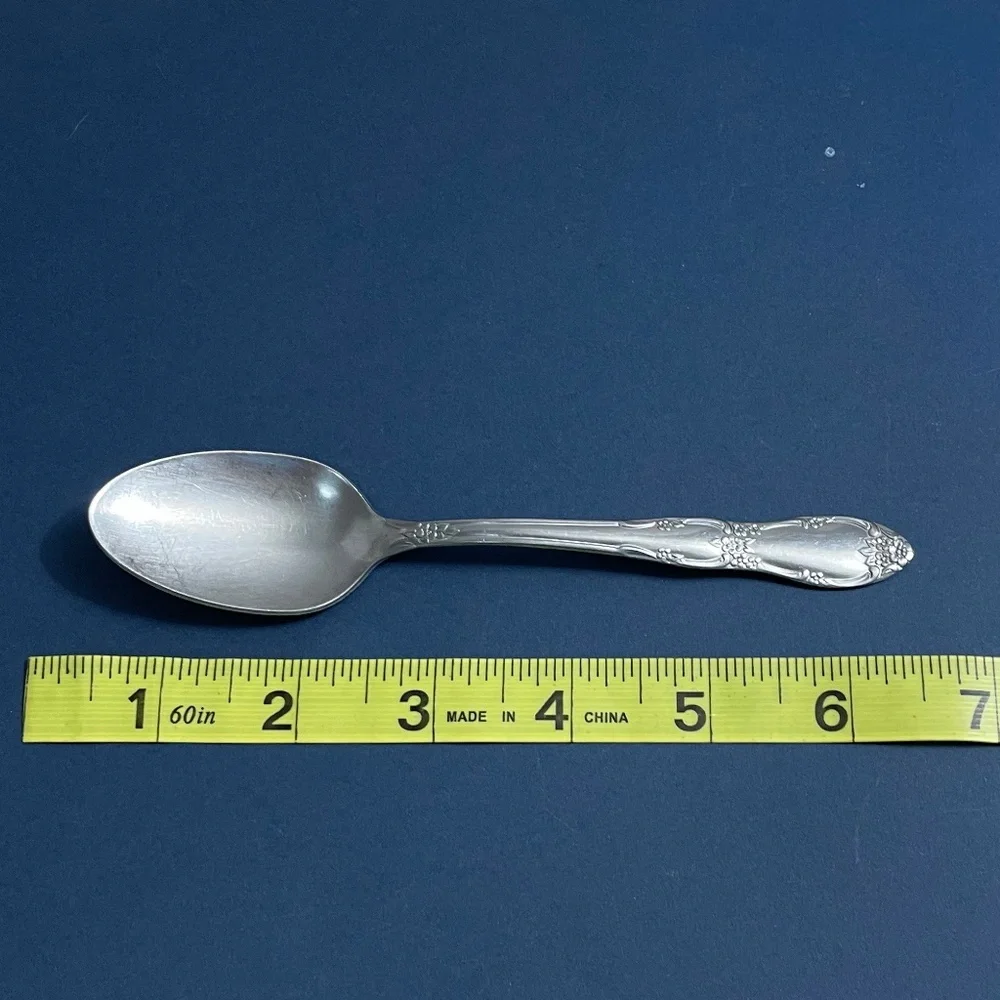 Oneida Wm Rogers Flatware Fenway Pattern 1 Teaspoon 1 Soup Spoon Made in USA